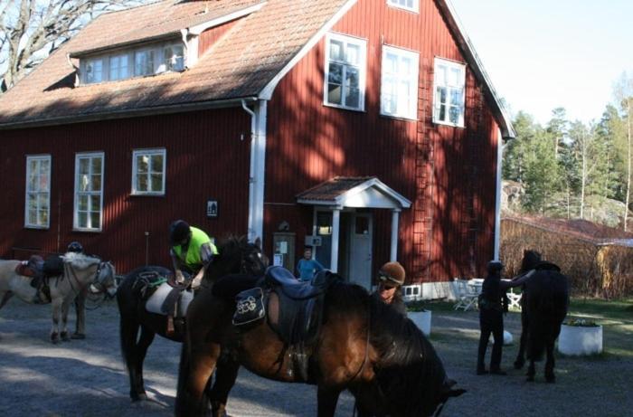 Tivedens Hostel-Vandrarhem Karlsborg Exterior foto